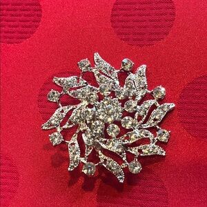 NWT Elegant Silver Crystal Brooch
